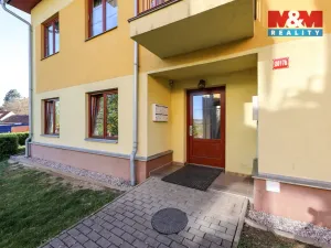 Prodej bytu 1+kk, Černošice, Komenského, 45 m2