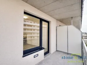 Pronájem bytu 1+kk, Praha - Strašnice, Zvěřinova, 38 m2