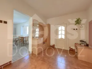 Prodej rodinného domu, Vlčice, 185 m2