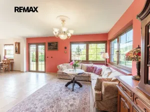 Prodej vícegeneračního domu, Předenice, 399 m2