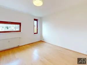 Pronájem bytu 3+kk, Praha - Podolí, Jeremenkova, 84 m2