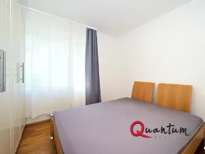 Pronájem bytu 2+kk, Praha - Troja, Velká skála, 50 m2