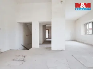 Prodej rodinného domu, Černiv, 320 m2