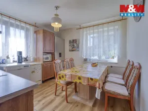 Prodej rodinného domu, Blovice, Drnkova, 159 m2