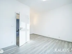 Pronájem bytu 2+kk, Hradec Králové, Střelecká, 58 m2