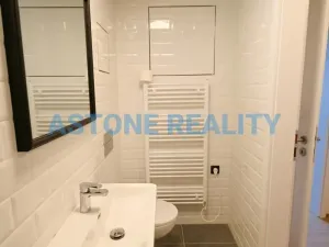 Pronájem bytu 2+kk, Praha - Vysočany, Kolbenova, 64 m2