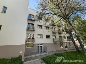 Pronájem bytu 1+kk, Zlín, Ševcovská, 37 m2