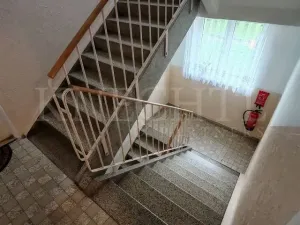 Prodej bytu 3+1, Ostrov, Hlavní třída, 76 m2