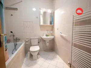 Prodej bytu 2+kk, Karlovy Vary, Blahoslavova, 52 m2