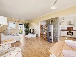 Prodej rodinného domu, Zbečno, 144 m2