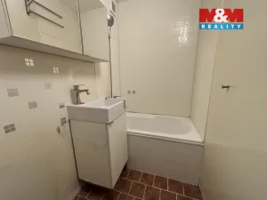 Prodej bytu 2+kk, Praha - Kamýk, Růženínská, 41 m2