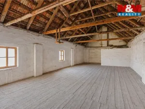 Prodej zemědělské usedlosti, Kněževes, Pražská, 90 m2