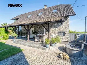 Prodej rodinného domu, Chrášťany, 175 m2