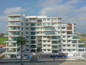 Prodej bytu 3+1, Larnaka, Kypr, 110 m2