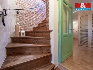 Prodej rodinného domu, Divišov, Horní náměstí, 213 m2