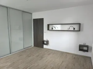 Prodej rodinného domu, Zichovec, 384 m2