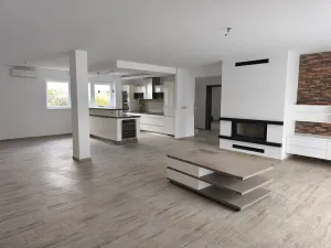 Prodej rodinného domu, Zichovec, 384 m2