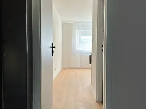 Prodej bytu 1+1, Karlovy Vary, Úvalská, 36 m2