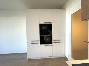 Pronájem bytu 1+kk, Praha - Vysočany, Poděbradská, 32 m2
