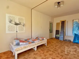 Prodej bytu 3+1, Jičín, Nám. V. Čtvrtka, 67 m2