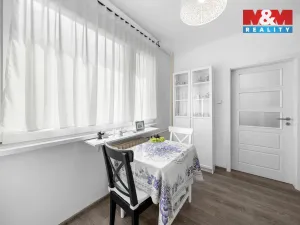 Prodej bytu 2+1, Ústí nad Labem - Krásné Březno, U Pivovarské zahrady, 65 m2