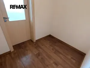 Pronájem bytu 2+kk, Rousínov, 41 m2