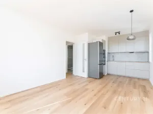 Pronájem bytu 2+kk, Praha, Waltariho, 45 m2
