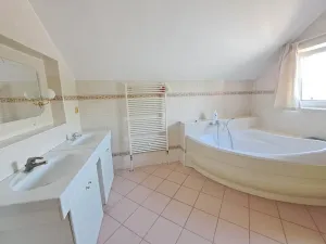 Prodej komerční nemovitosti, Hulín, Komenského, 400 m2
