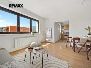 Prodej bytu 2+kk, Brno, Podbělová, 43 m2