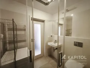 Pronájem bytu 1+1, Praha - Michle, Nuselská, 40 m2