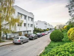 Pronájem bytu 3+kk, Praha - Libeň, Přádova, 73 m2