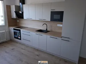 Prodej bytu 3+kk, Chomutov, Březenecká, 60 m2