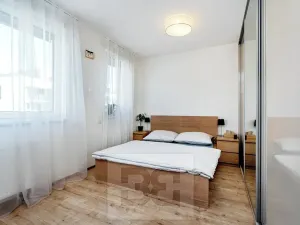 Prodej bytu 3+kk, Praha - Žižkov, Olgy Havlové, 75 m2