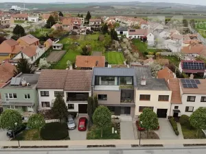 Prodej rodinného domu, Šakvice, Hlavní, 140 m2