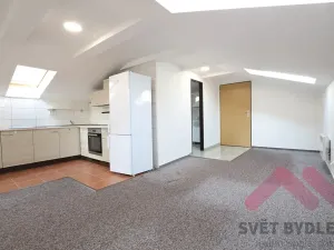 Pronájem bytu 2+kk, Praha - Slivenec, Pod rybníkem, 48 m2