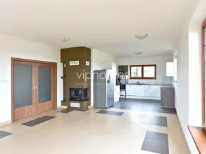 Pronájem vily, Horoměřice, Rabochova, 250 m2
