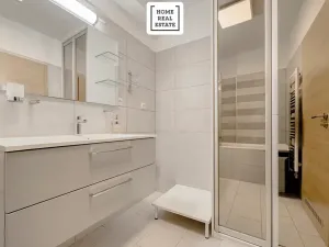 Prodej bytu 3+kk, Praha - Libeň, Nad Rokoskou, 77 m2