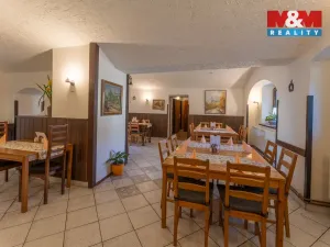 Prodej rodinného domu, Suchdol, 390 m2
