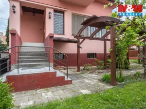 Prodej rodinného domu, Uherské Hradiště, U Stadionu, 300 m2