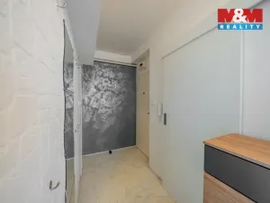 Prodej bytu 2+1, Znojmo, Janáčkova, 49 m2
