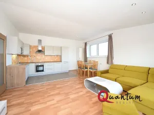 Pronájem bytu 2+kk, Jesenice, Sluneční, 66 m2