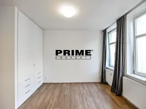 Pronájem bytu 1+kk, Praha - Vinohrady, Lucemburská, 30 m2