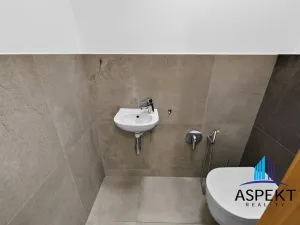 Pronájem bytu 2+kk, Praha - Holešovice, Dělnická, 52 m2