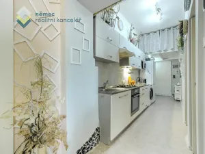 Pronájem bytu 2+kk, Praha - Vysočany, Mlékárenská, 56 m2