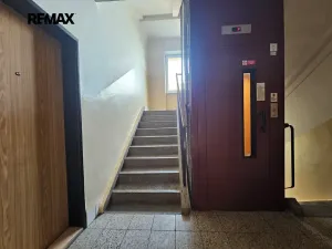 Pronájem bytu 2+1, Praha - Radotín, Sídliště, 50 m2