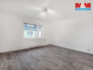 Pronájem bytu 2+1, Liberec, Holubova, 42 m2