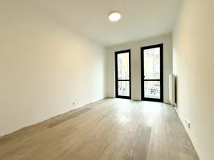 Pronájem bytu 2+kk, Praha - Libeň, Zenklova, 60 m2