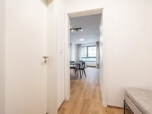 Prodej bytu 1+kk, Praha, Milánská, 35 m2