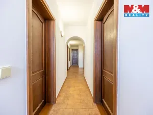 Prodej rodinného domu, Korozluky, 200 m2