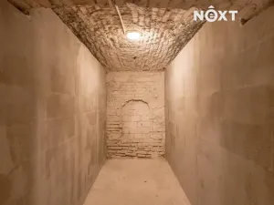 Prodej - jiné, Praha - Žižkov, Husitská, 6 m2